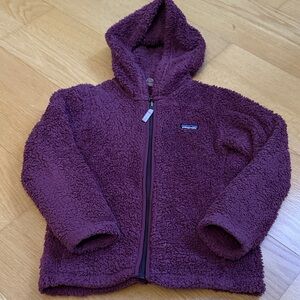 Patagonia Girls' Los Gatos Hoody
Style #65485 in Deep Purple